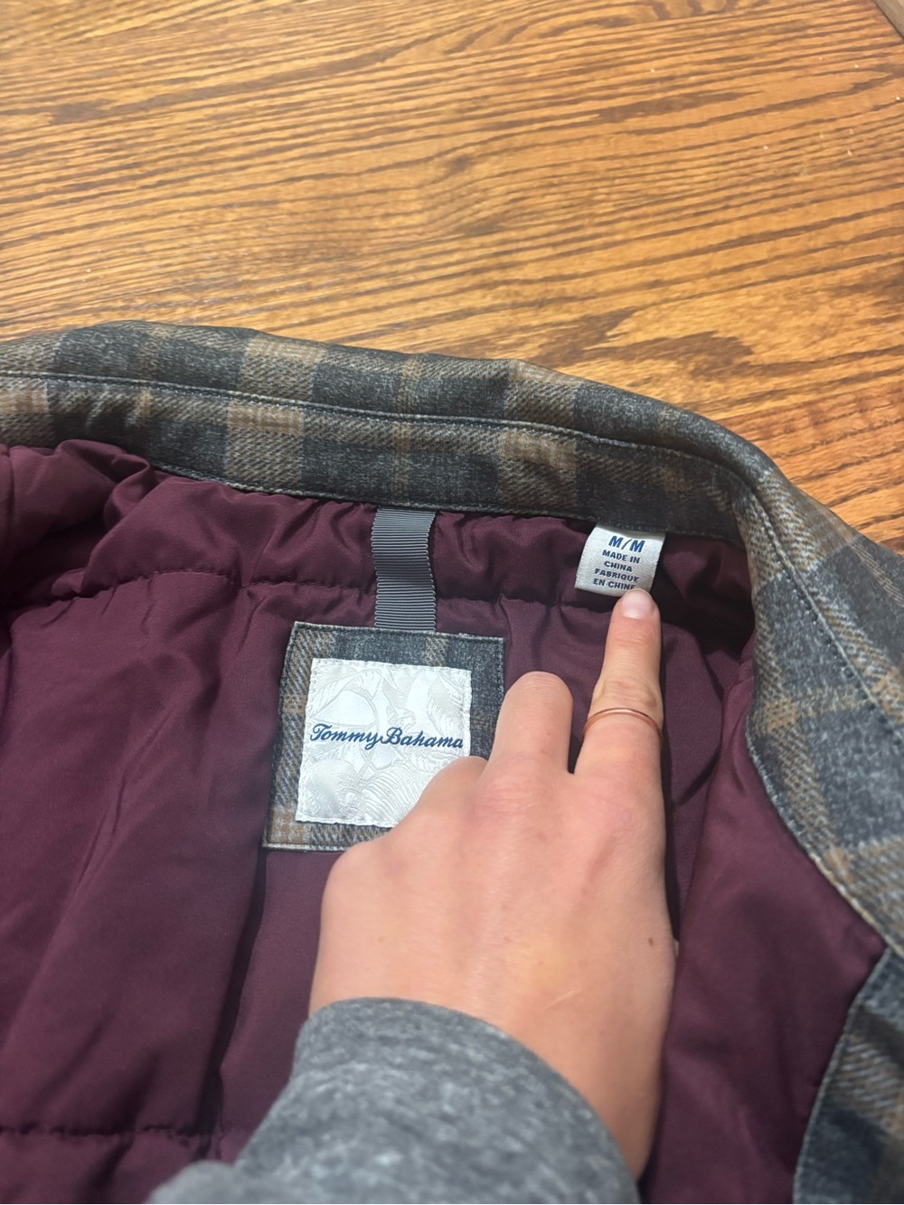 TOMMY BAHAMA Glenwood Plaid Jacket In Coal Puffer Size Medium - Picture 4 of 5